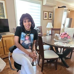 Meet your Posher, Nelly